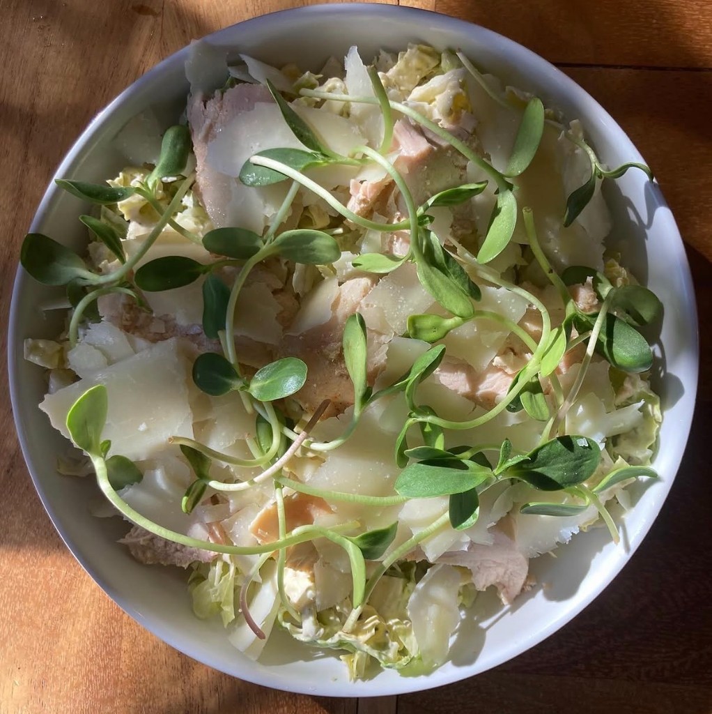 Caesar salad with roasted chicken