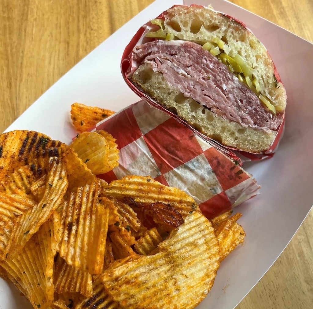 Panino with Colatura ruffles